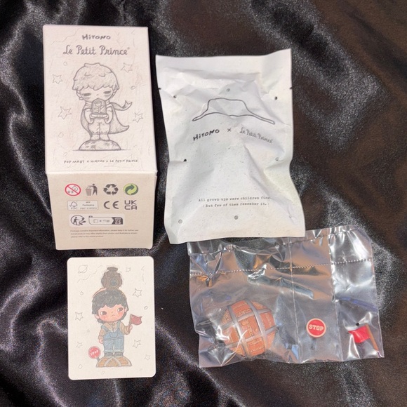 POP MART HIRONO Le Petit Prince Figure - The Switchman - Picture 2 of 6